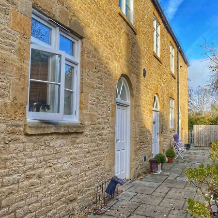 Appartamento Cotswold Chapel, Sleeps Up To 5 In Kingsize Beds Chipping Norton Esterno foto