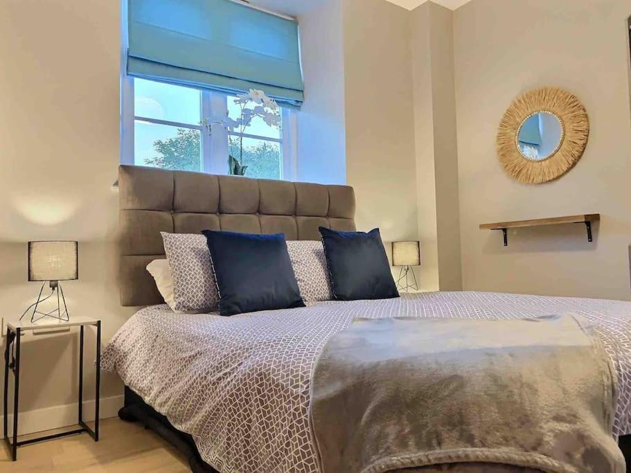 Appartamento Cotswold Chapel, Sleeps Up To 5 In Kingsize Beds Chipping Norton Esterno foto